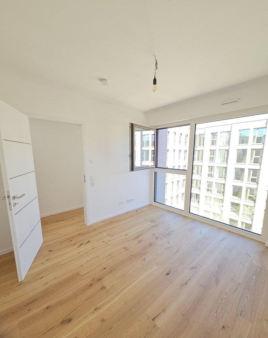 Pronájem bytu 3+1 80 m², Rotterdammerplatz 14, Mainz, Porýní-Falc Pronájem bytu 3+1 80 m², Rotterdammerplatz 14, Mainz, Porýní-Falc
