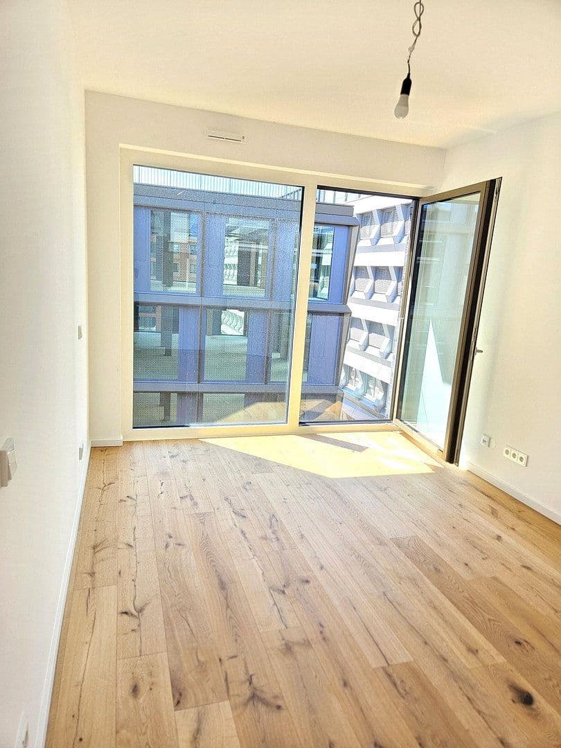 Pronájem bytu 3+1 80 m², Rotterdammerplatz 14, Mainz, Porýní-Falc Pronájem bytu 3+1 80 m², Rotterdammerplatz 14, Mainz, Porýní-Falc
