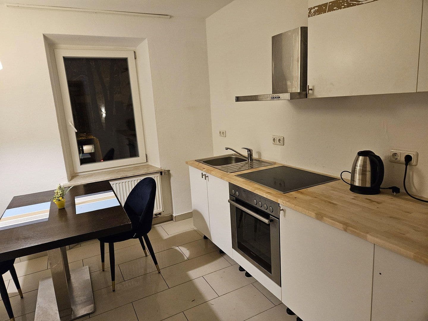 Pronájem bytu 5+1 125 m², Augsburg, Bavorsko Pronájem bytu 5+1 125 m², Augsburg, Bavorsko
