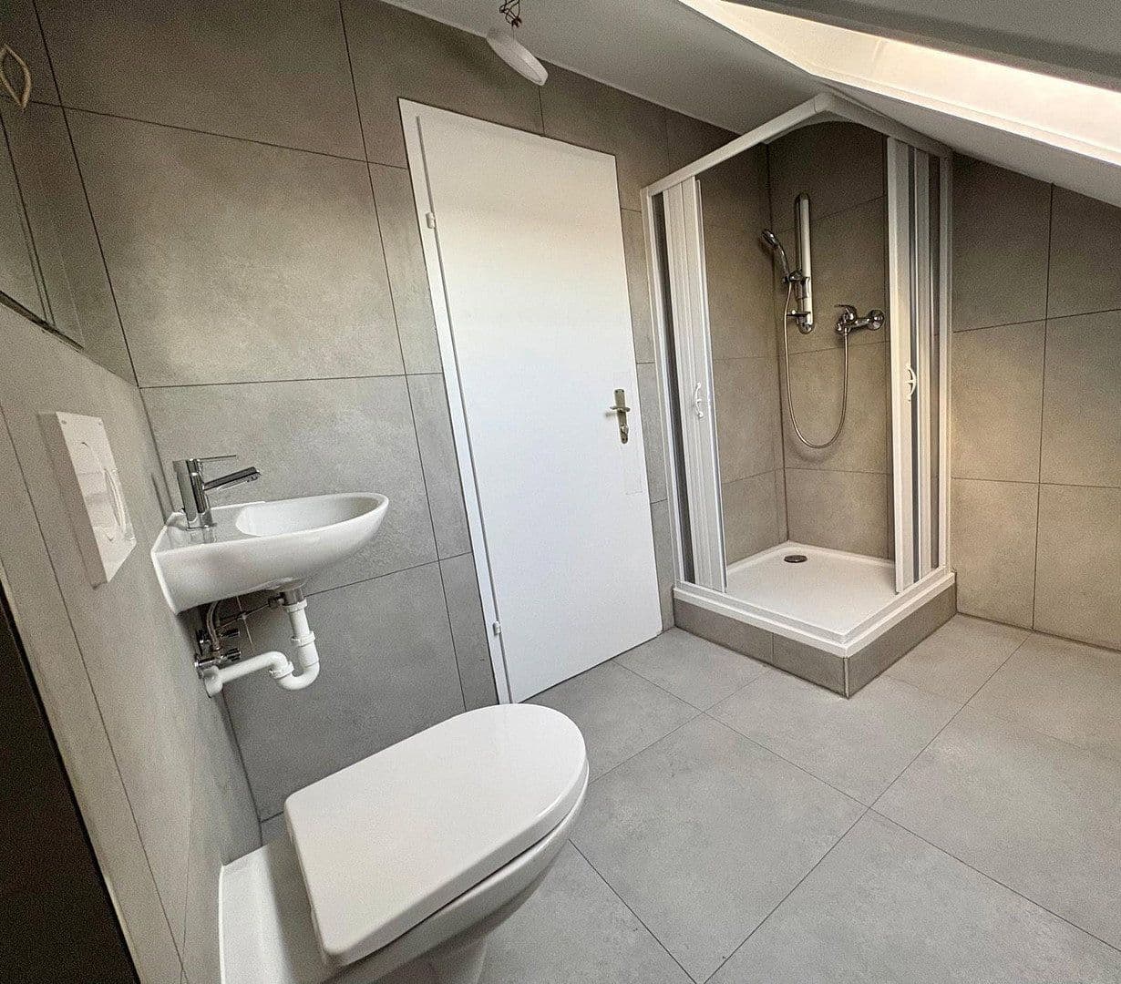 Pronájem bytu 3+kk 82 m², Deizisau, Bádensko-Württembersko Pronájem bytu 3+kk 82 m², Deizisau, Bádensko-Württembersko