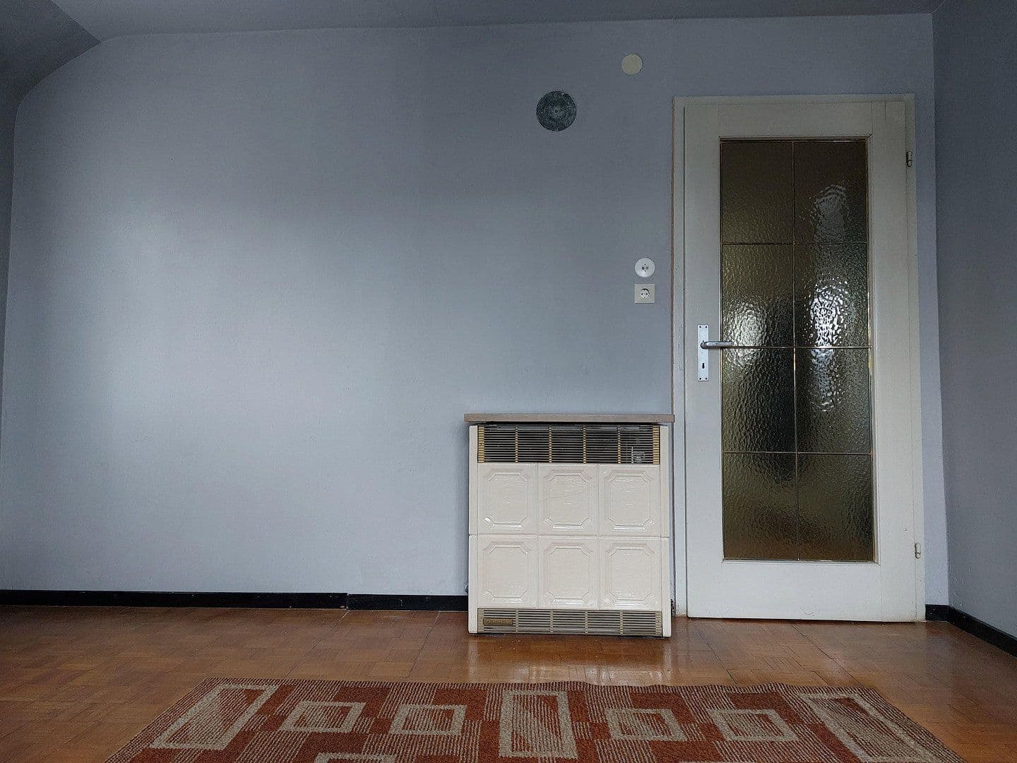 Prodej domu 165 m², pozemek 357 m², Herrenberg, Bádensko-Württembersko Prodej domu 165 m², pozemek 357 m², Herrenberg, Bádensko-Württembersko