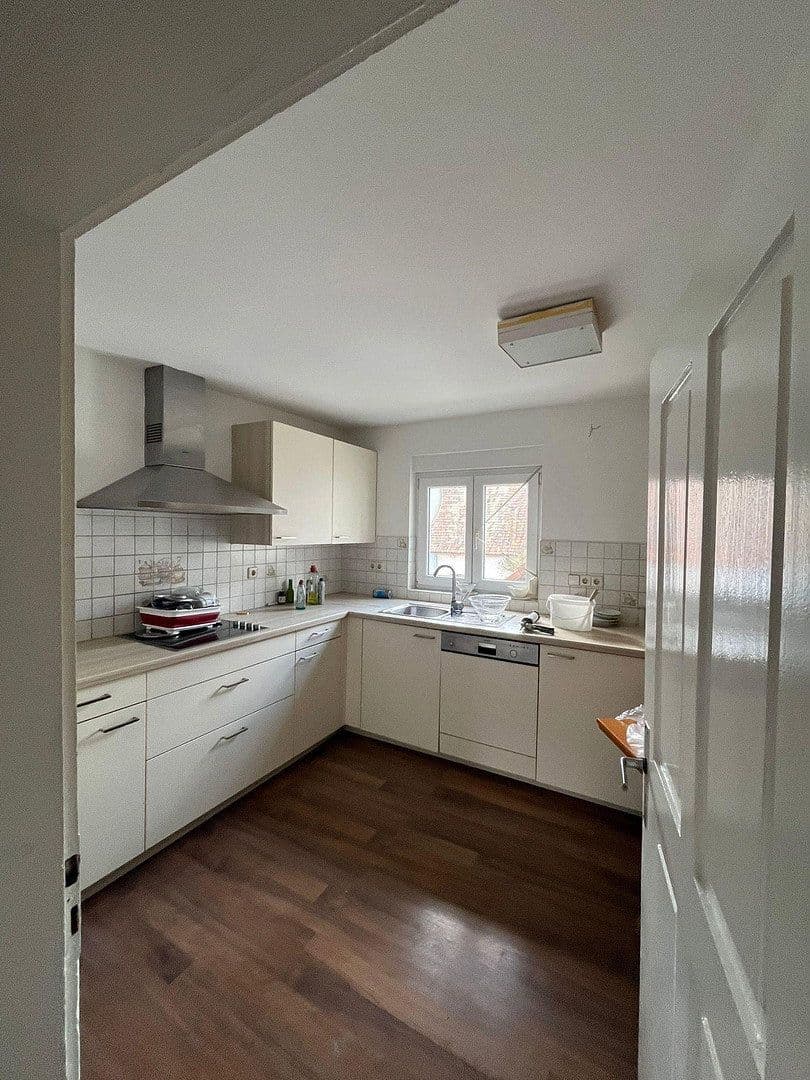 Pronájem bytu 5+1 140 m², Hauptstr. 39, Dettenheim, Bádensko-Württembersko Pronájem bytu 5+1 140 m², Hauptstr. 39, Dettenheim, Bádensko-Württembersko