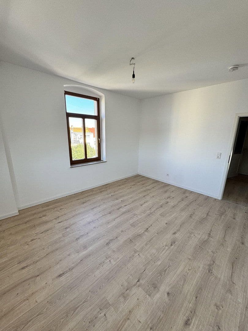 Pronájem bytu 2+1 42 m², Philippstr. 57, Meerane, Sasko Pronájem bytu 2+1 42 m², Philippstr. 57, Meerane, Sasko