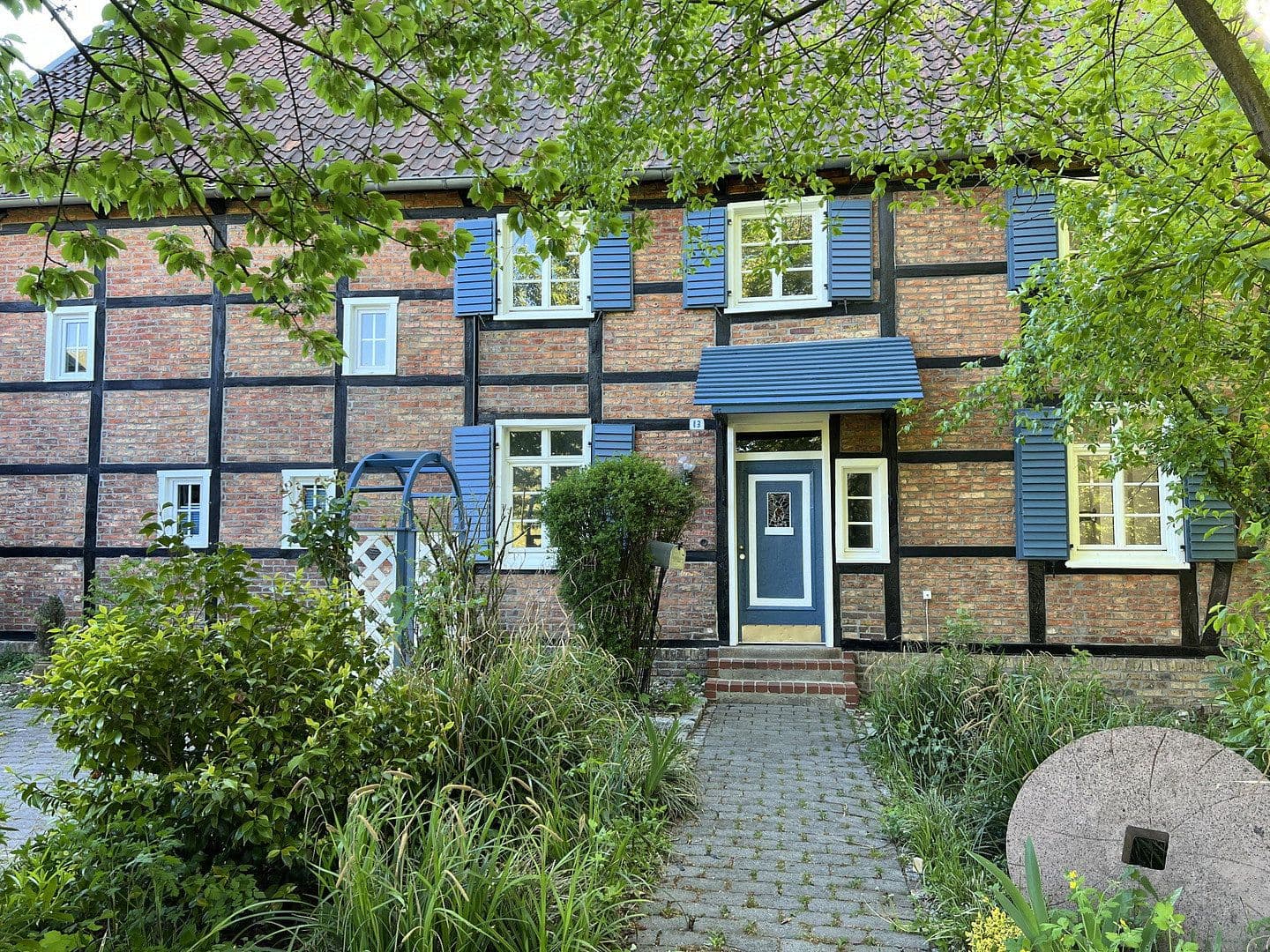 Prodej domu 163 m², pozemek 580 m², Urnenfeldstraße 13, Hamm, Severní Porýní-Vestfálsko Prodej domu 163 m², pozemek 580 m², Urnenfeldstraße 13, Hamm, Severní Porýní-Vestfálsko