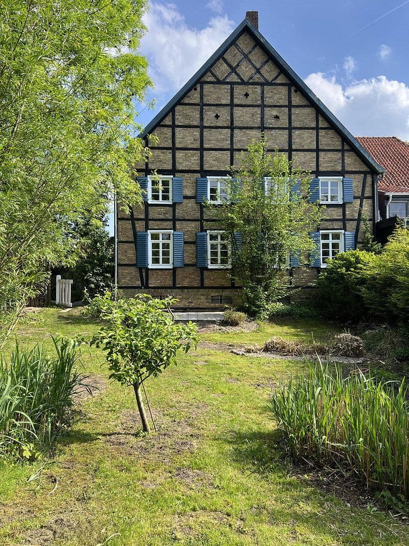 Prodej domu 163 m², pozemek 580 m², Urnenfeldstraße 13, Hamm, Severní Porýní-Vestfálsko Prodej domu 163 m², pozemek 580 m², Urnenfeldstraße 13, Hamm, Severní Porýní-Vestfálsko