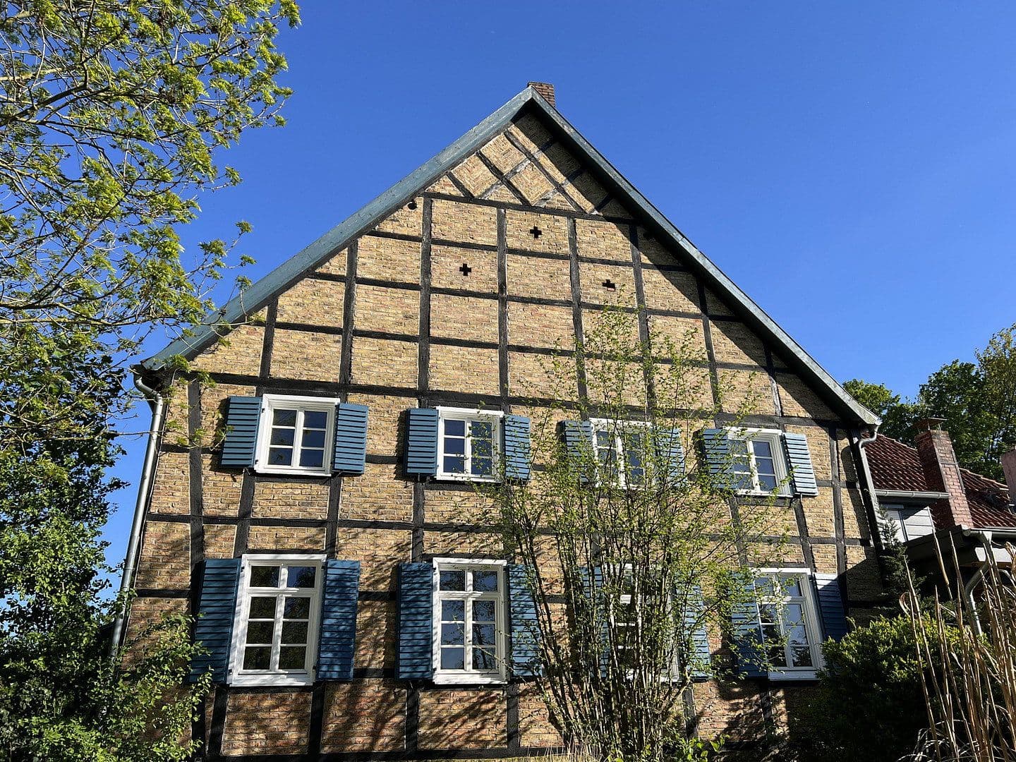 Prodej domu 163 m², pozemek 580 m², Urnenfeldstraße 13, Hamm, Severní Porýní-Vestfálsko Prodej domu 163 m², pozemek 580 m², Urnenfeldstraße 13, Hamm, Severní Porýní-Vestfálsko