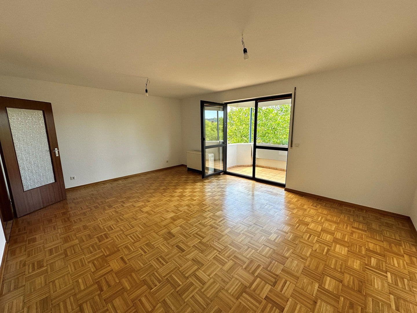 Pronájem bytu 3+1 77 m², Im Hopfengarten, Trier, Porýní-Falc Pronájem bytu 3+1 77 m², Im Hopfengarten, Trier, Porýní-Falc