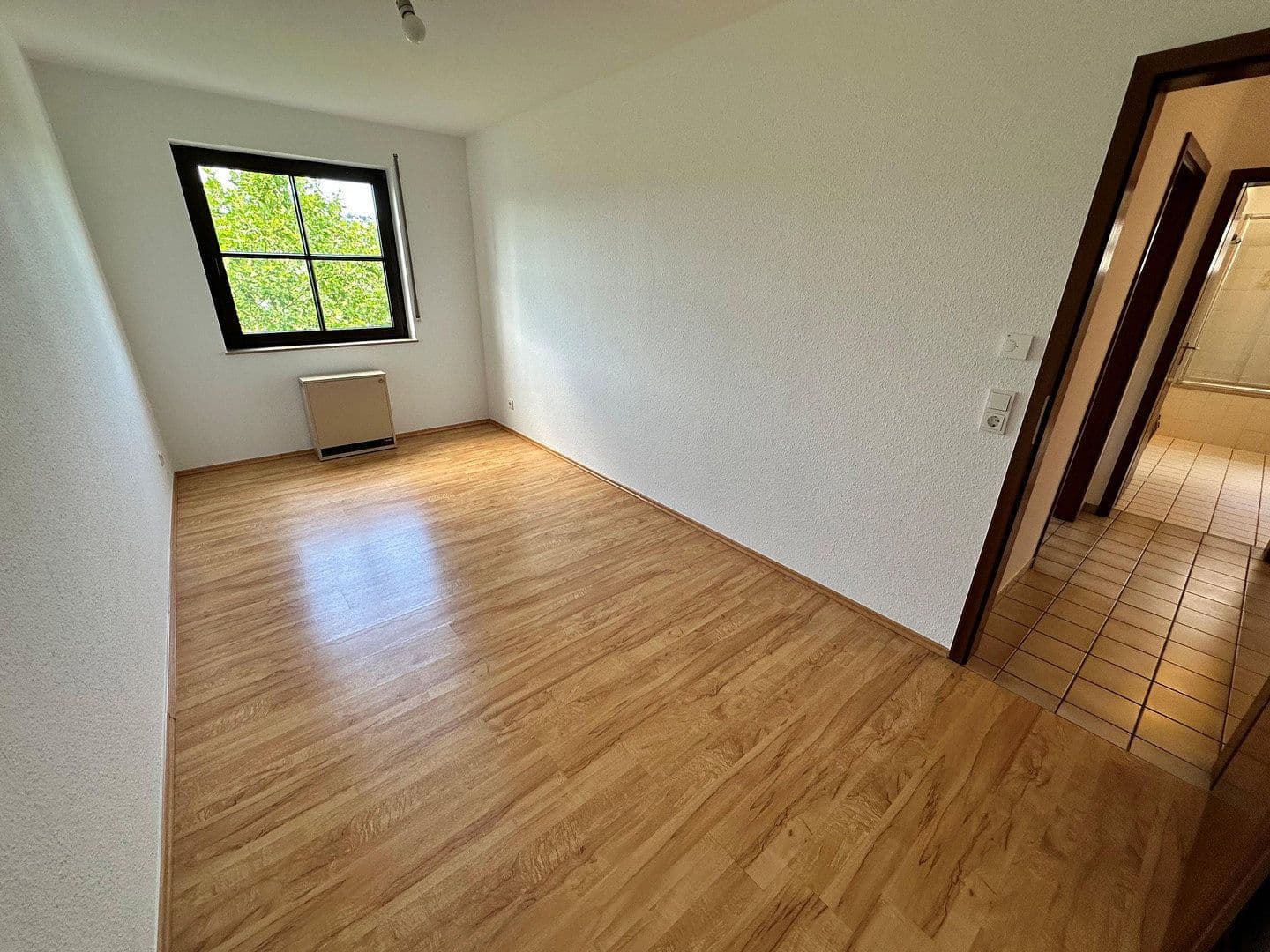 Pronájem bytu 3+1 77 m², Im Hopfengarten, Trier, Porýní-Falc Pronájem bytu 3+1 77 m², Im Hopfengarten, Trier, Porýní-Falc
