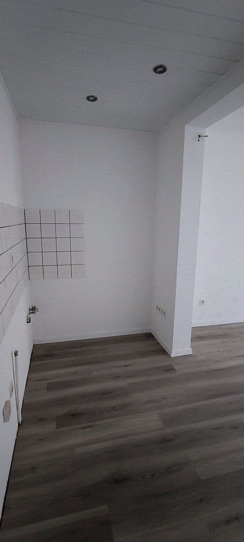 Pronájem bytu 3+1 64 m², Paderborn, Severní Porýní-Vestfálsko Pronájem bytu 3+1 64 m², Paderborn, Severní Porýní-Vestfálsko