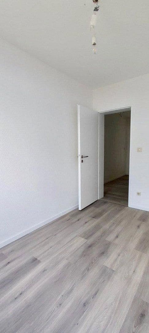Pronájem bytu 3+1 64 m², Paderborn, Severní Porýní-Vestfálsko Pronájem bytu 3+1 64 m², Paderborn, Severní Porýní-Vestfálsko