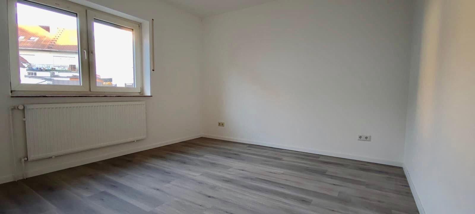 Pronájem bytu 3+1 64 m², Paderborn, Severní Porýní-Vestfálsko Pronájem bytu 3+1 64 m², Paderborn, Severní Porýní-Vestfálsko