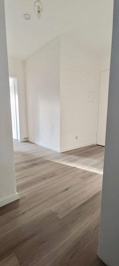 Pronájem bytu 3+1 64 m², Paderborn, Severní Porýní-Vestfálsko Pronájem bytu 3+1 64 m², Paderborn, Severní Porýní-Vestfálsko
