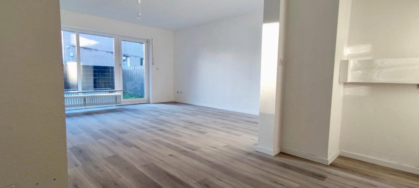 Pronájem bytu 3+1 64 m², Paderborn, Severní Porýní-Vestfálsko Pronájem bytu 3+1 64 m², Paderborn, Severní Porýní-Vestfálsko