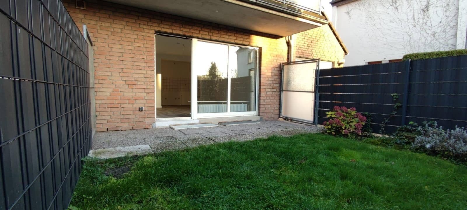 Pronájem bytu 3+1 64 m², Paderborn, Severní Porýní-Vestfálsko Pronájem bytu 3+1 64 m², Paderborn, Severní Porýní-Vestfálsko