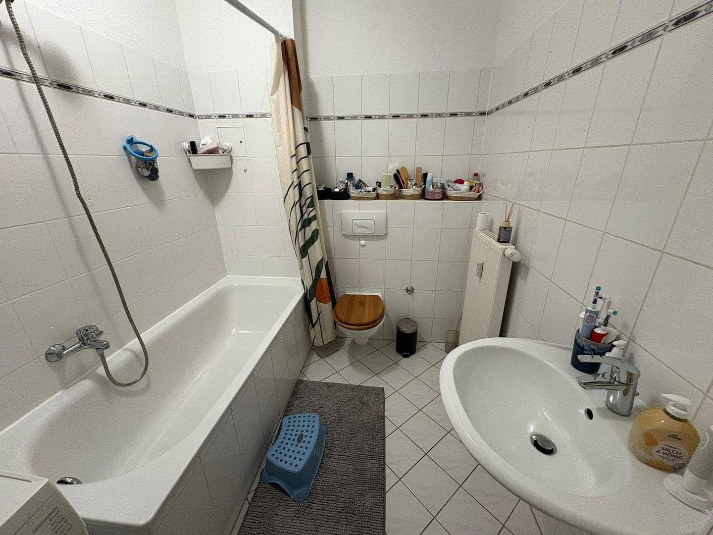 Pronájem bytu 3+1 73 m², Charlottenstrasse 2, Leipzig, Sasko Pronájem bytu 3+1 73 m², Charlottenstrasse 2, Leipzig, Sasko