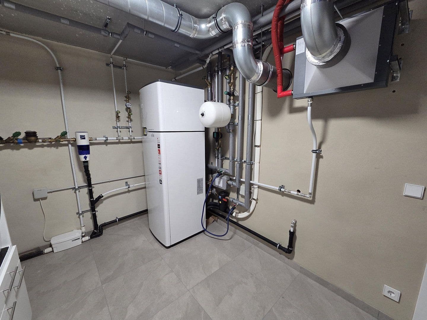 Prodej domu 185 m², pozemek 300 m², Röthenbach an der Pegnitz, Bavorsko Prodej domu 185 m², pozemek 300 m², Röthenbach an der Pegnitz, Bavorsko