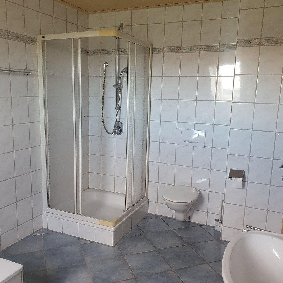 Prodej domu 125 m², pozemek 425 m², Pettenkofer Str. 21, Weichering OT Lichtenau, Bavorsko Prodej domu 125 m², pozemek 425 m², Pettenkofer Str. 21, Weichering OT Lichtenau, Bavorsko