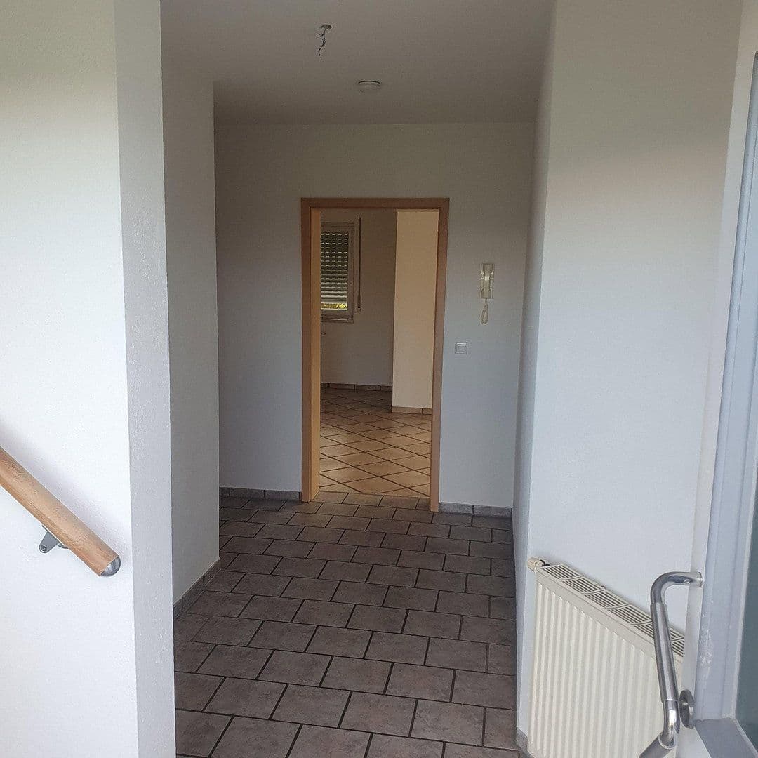 Prodej domu 125 m², pozemek 425 m², Pettenkofer Str. 21, Weichering OT Lichtenau, Bavorsko Prodej domu 125 m², pozemek 425 m², Pettenkofer Str. 21, Weichering OT Lichtenau, Bavorsko