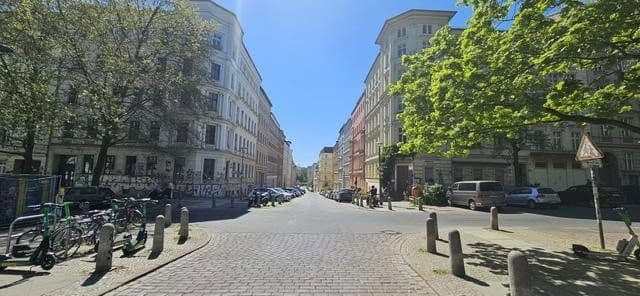 Prodej bytu 2+1 46 m², Christinenstraße 33, Berlin, Berlín Prodej bytu 2+1 46 m², Christinenstraße 33, Berlin, Berlín