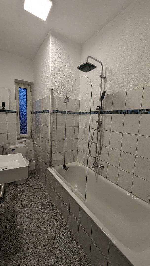 Pronájem bytu 2+1 44 m², Haydnweg 16, Mülheim a.d. Ruhr, Severní Porýní-Vestfálsko Pronájem bytu 2+1 44 m², Haydnweg 16, Mülheim a.d. Ruhr, Severní Porýní-Vestfálsko