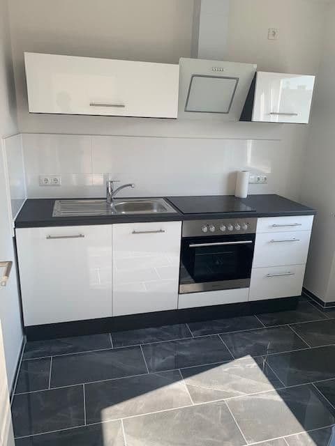 Pronájem bytu 1+1 32 m², Neufeldstrasse 48, Olching, Bavorsko Pronájem bytu 1+1 32 m², Neufeldstrasse 48, Olching, Bavorsko