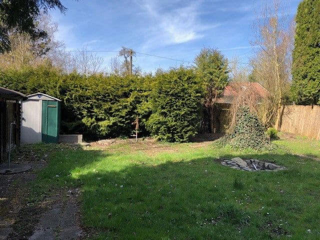 Prodej pozemku 600 m², Am Krebsbach 63 ( mittleres Grundstück ), Karlsfeld, Bavorsko Prodej pozemku 600 m², Am Krebsbach 63 ( mittleres Grundstück ), Karlsfeld, Bavorsko