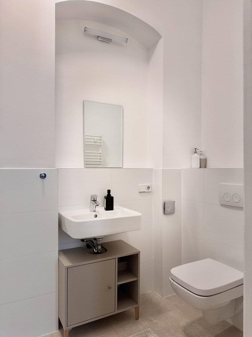 Pronájem bytu 2+1 43 m², Danziger Strasse 112, Berlin, Berlín Pronájem bytu 2+1 43 m², Danziger Strasse 112, Berlin, Berlín