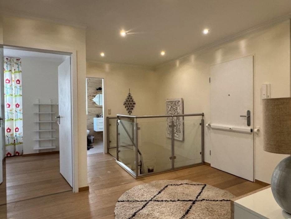 Pronájem bytu 4+1 113 m², Berlin, Berlín Pronájem bytu 4+1 113 m², Berlin, Berlín