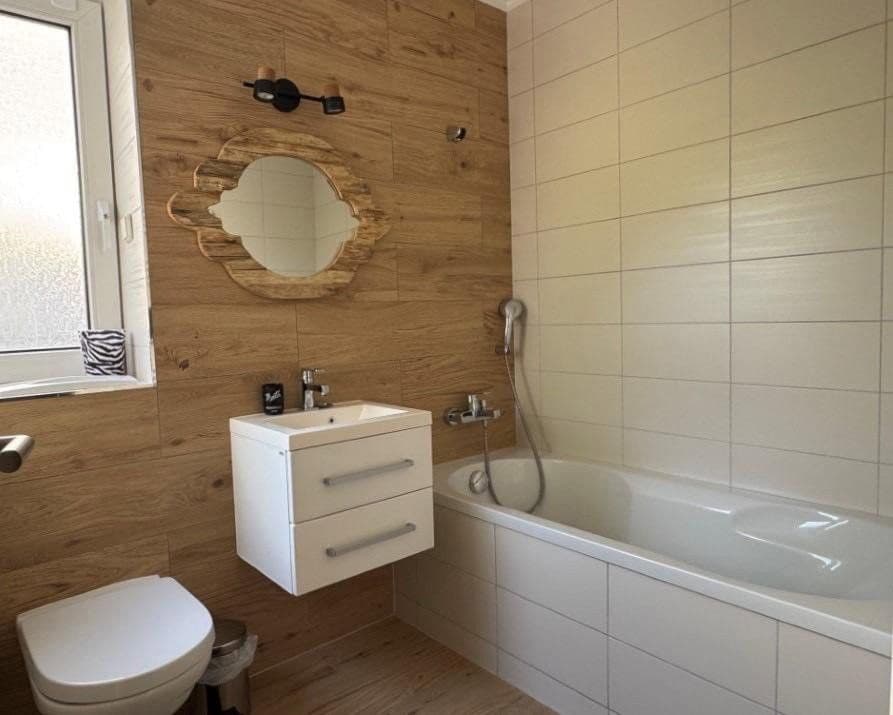 Pronájem bytu 4+1 113 m², Berlin, Berlín Pronájem bytu 4+1 113 m², Berlin, Berlín