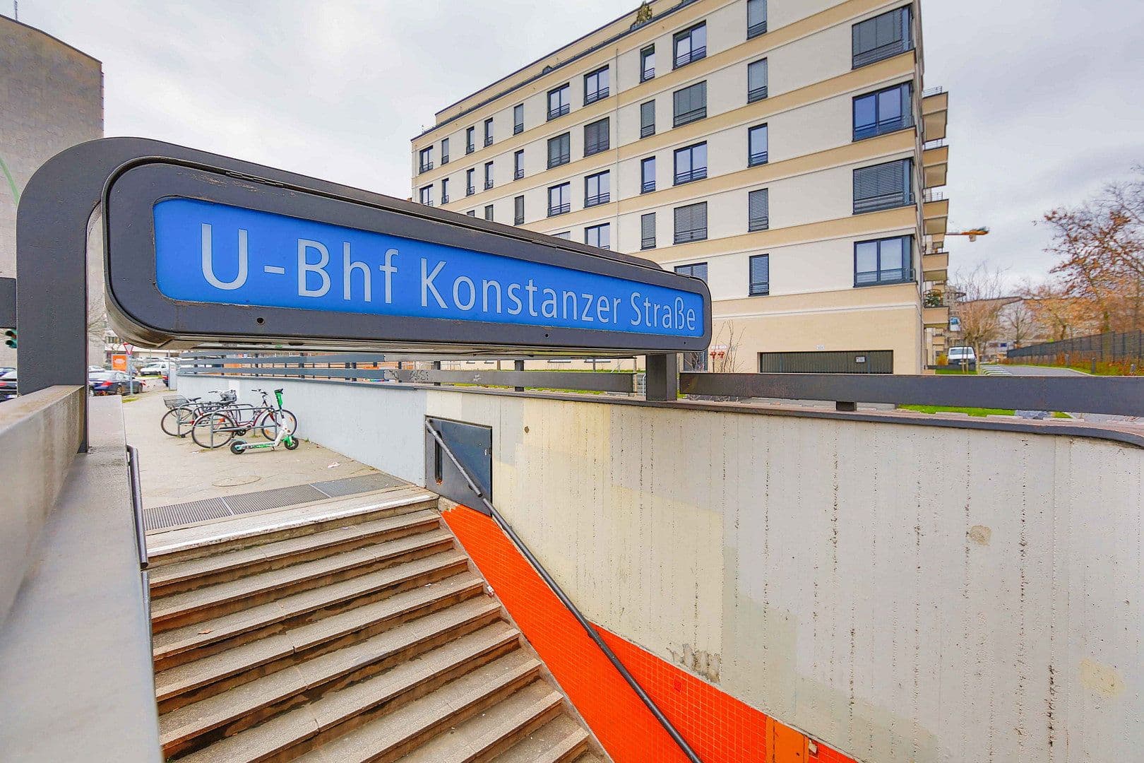 Pronájem bytu 3+1 85 m², Berlin, Berlín Pronájem bytu 3+1 85 m², Berlin, Berlín