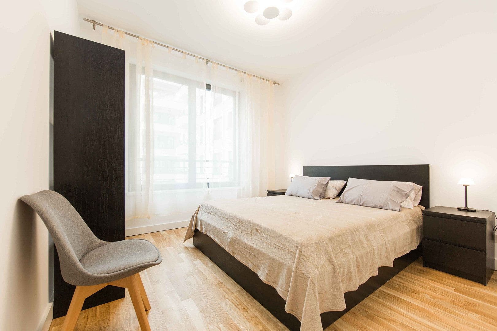 Pronájem bytu 3+1 85 m², Berlin, Berlín Pronájem bytu 3+1 85 m², Berlin, Berlín
