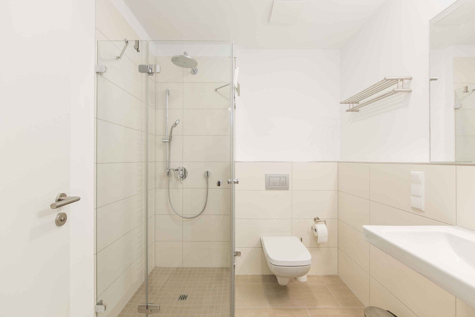 Pronájem bytu 3+1 85 m², Berlin, Berlín Pronájem bytu 3+1 85 m², Berlin, Berlín