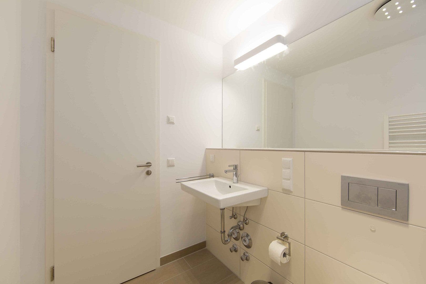 Pronájem bytu 3+1 85 m², Berlin, Berlín Pronájem bytu 3+1 85 m², Berlin, Berlín