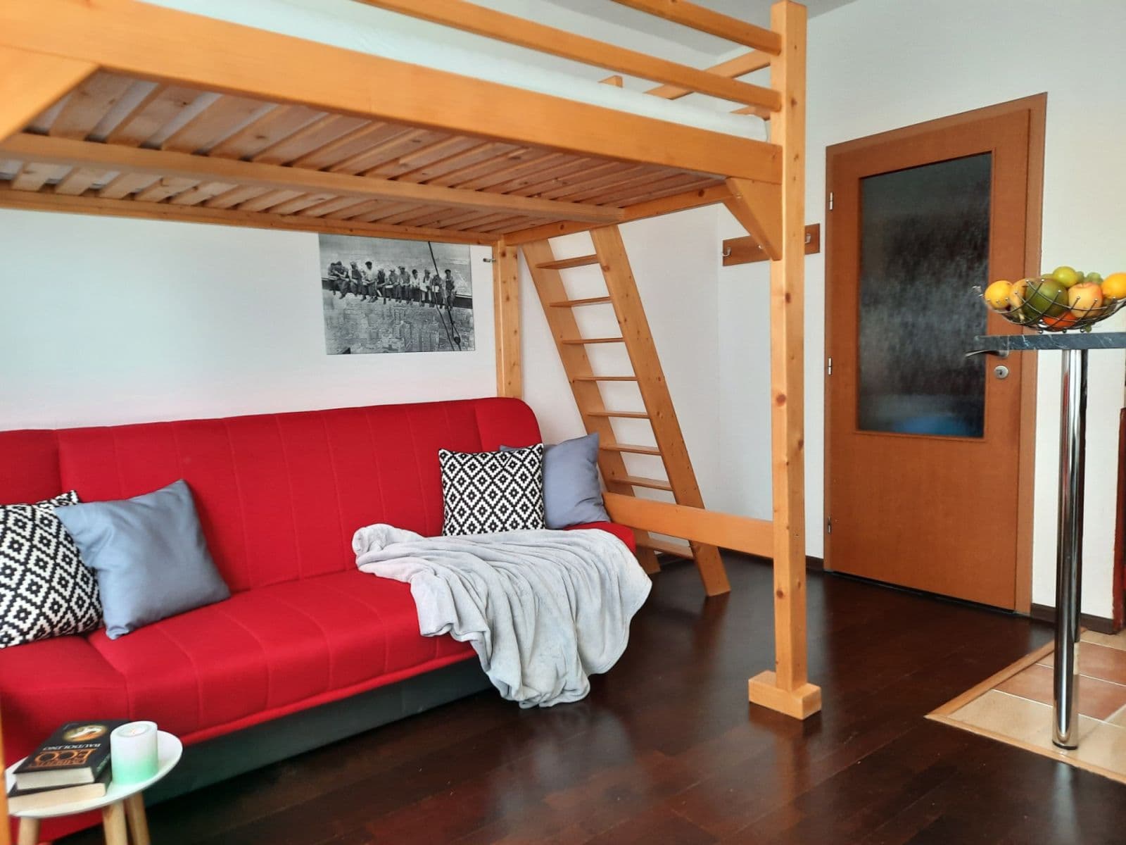 Pronájem bytu 1+kk 24 m², Halasovo náměstí, Brno, Jihomoravský kraj Pronájem bytu 1+kk 24 m², Halasovo náměstí, Brno, Jihomoravský kraj