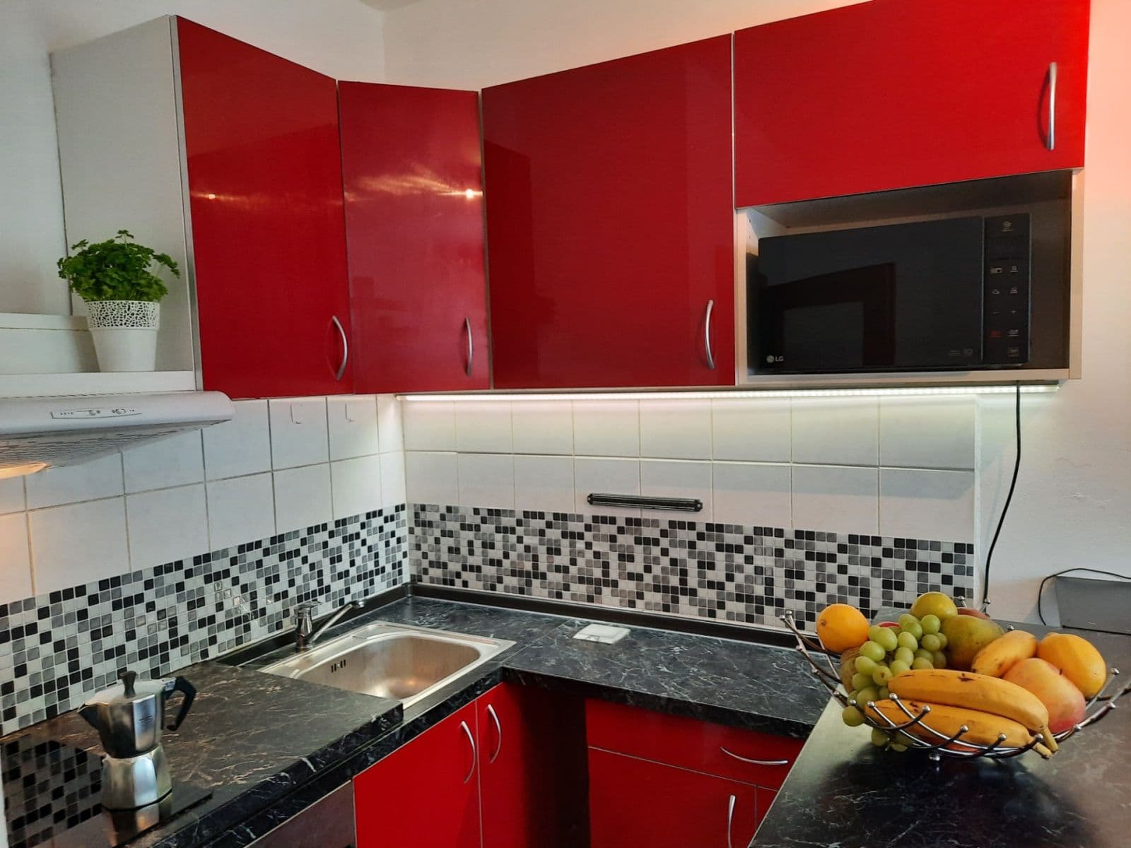 Pronájem bytu 1+kk 24 m², Halasovo náměstí, Brno, Jihomoravský kraj Pronájem bytu 1+kk 24 m², Halasovo náměstí, Brno, Jihomoravský kraj