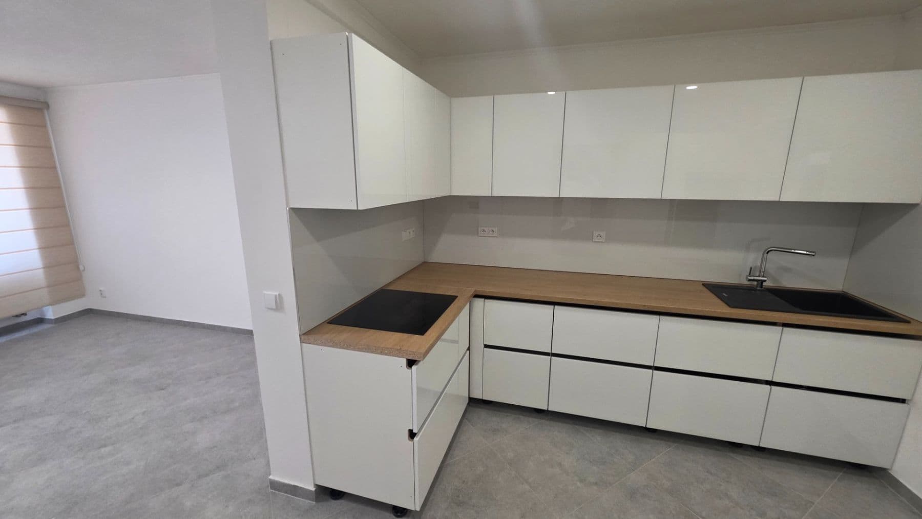 Prodej domu 254 m², pozemek 298 m², Slánská, Smečno, Středočeský kraj Prodej domu 254 m², pozemek 298 m², Slánská, Smečno, Středočeský kraj