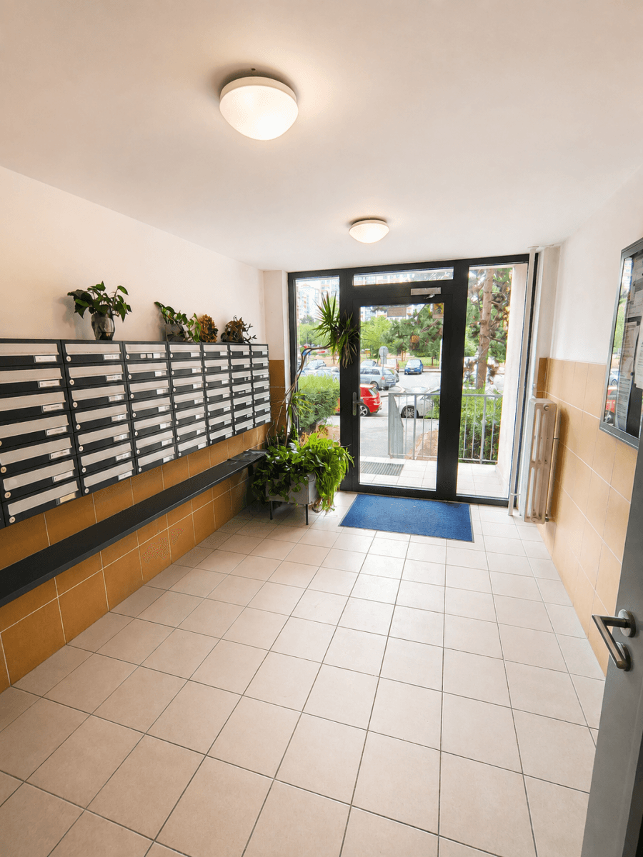Prodej bytu 3+kk 60 m², Radomská, Praha, Praha Prodej bytu 3+kk 60 m², Radomská, Praha, Praha