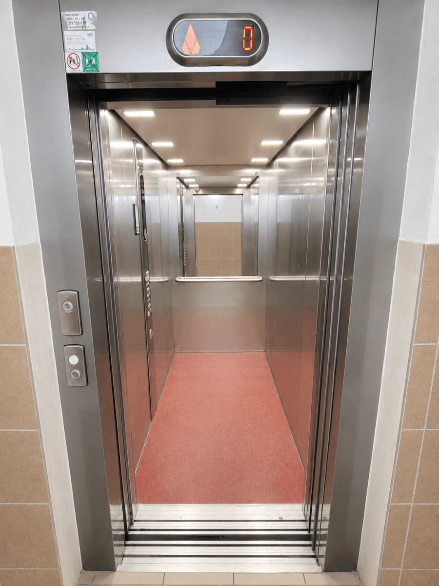 Prodej bytu 3+kk 60 m², Radomská, Praha, Praha Prodej bytu 3+kk 60 m², Radomská, Praha, Praha