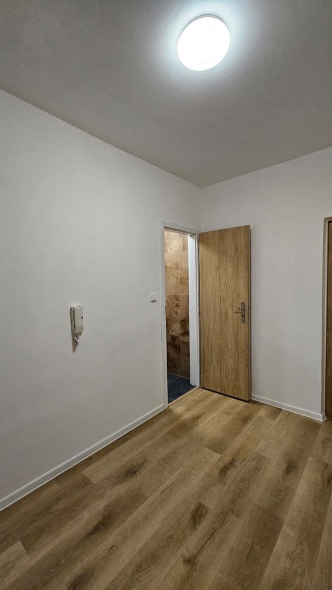 Prodej bytu 2+1 56 m², Skupova, Plzeň, Plzeňský kraj Prodej bytu 2+1 56 m², Skupova, Plzeň, Plzeňský kraj