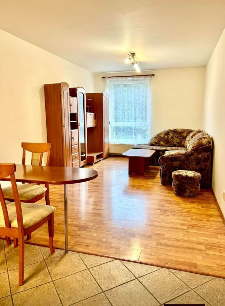Pronájem bytu 2+kk 63 m², Kytlická, Praha, Praha Pronájem bytu 2+kk 63 m², Kytlická, Praha, Praha