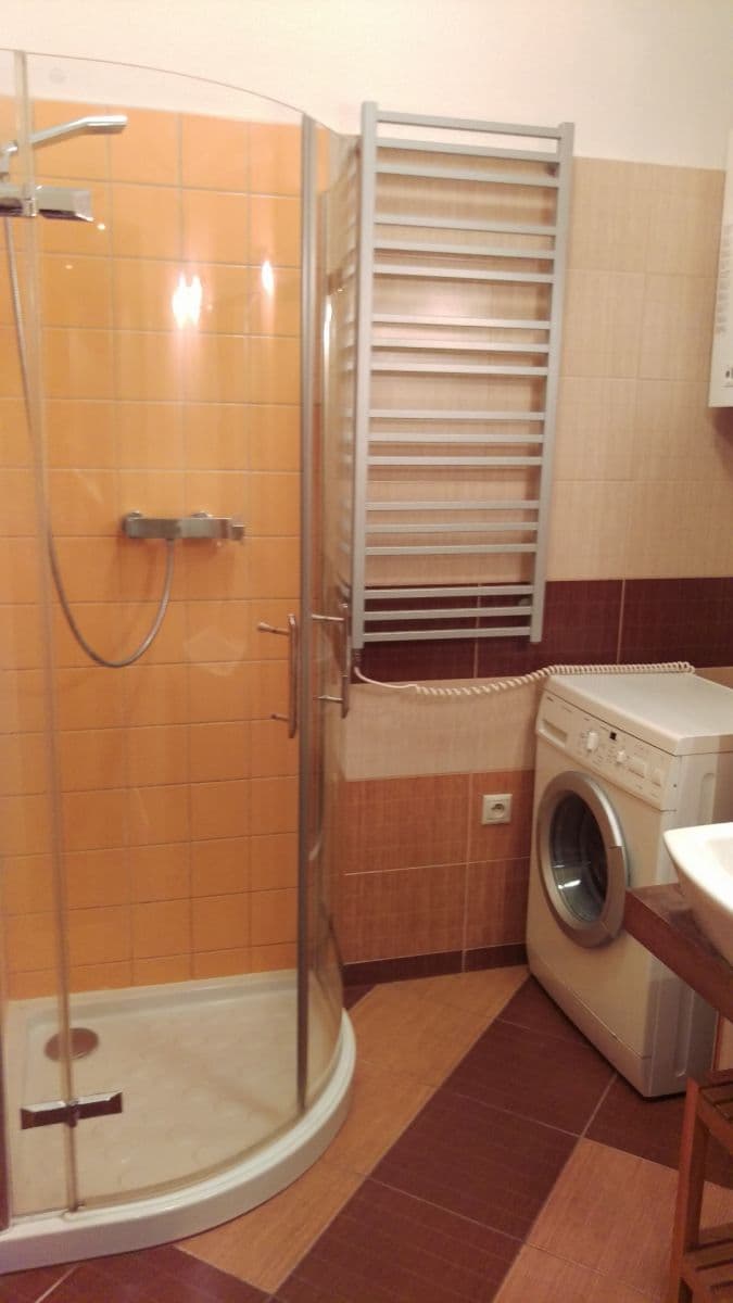 Pronájem bytu 2+kk 44 m², Radhošťská, Praha, Praha Pronájem bytu 2+kk 44 m², Radhošťská, Praha, Praha