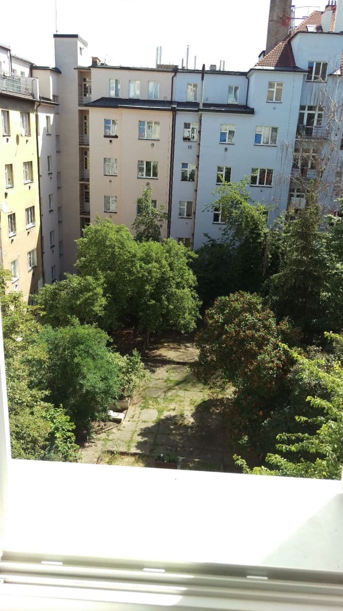 Pronájem bytu 2+kk 44 m², Radhošťská, Praha, Praha Pronájem bytu 2+kk 44 m², Radhošťská, Praha, Praha