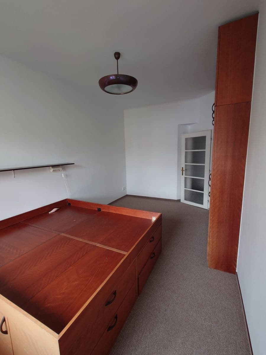 Pronájem bytu 1+1 44 m², Radhošťská, Praha, Praha Pronájem bytu 1+1 44 m², Radhošťská, Praha, Praha