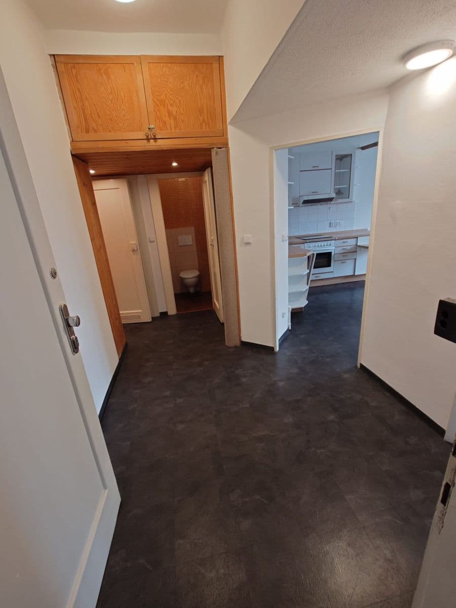 Pronájem bytu 1+1 44 m², Radhošťská, Praha, Praha Pronájem bytu 1+1 44 m², Radhošťská, Praha, Praha