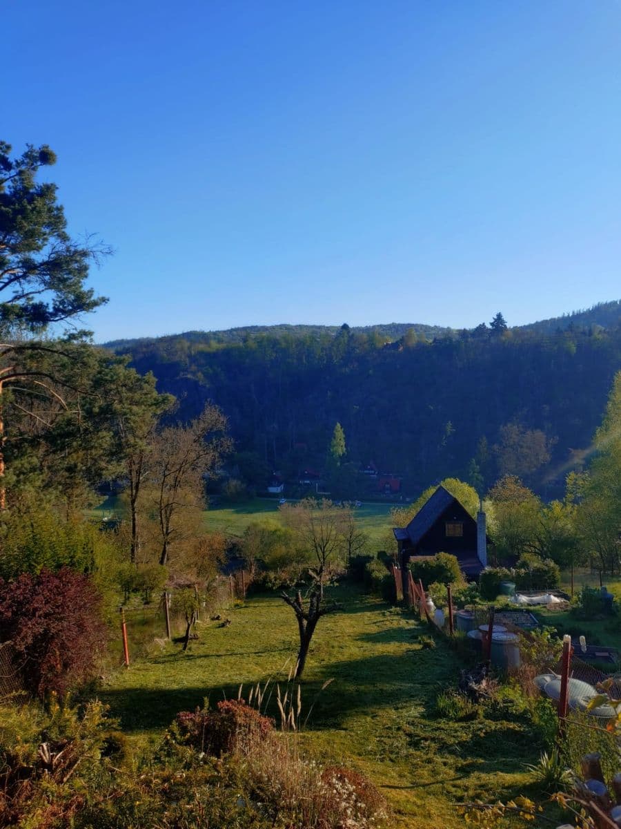 Prodej chaty, chalupy 33 m², pozemek 953 m², Račice, Středočeský kraj Prodej chaty, chalupy 33 m², pozemek 953 m², Račice, Středočeský kraj