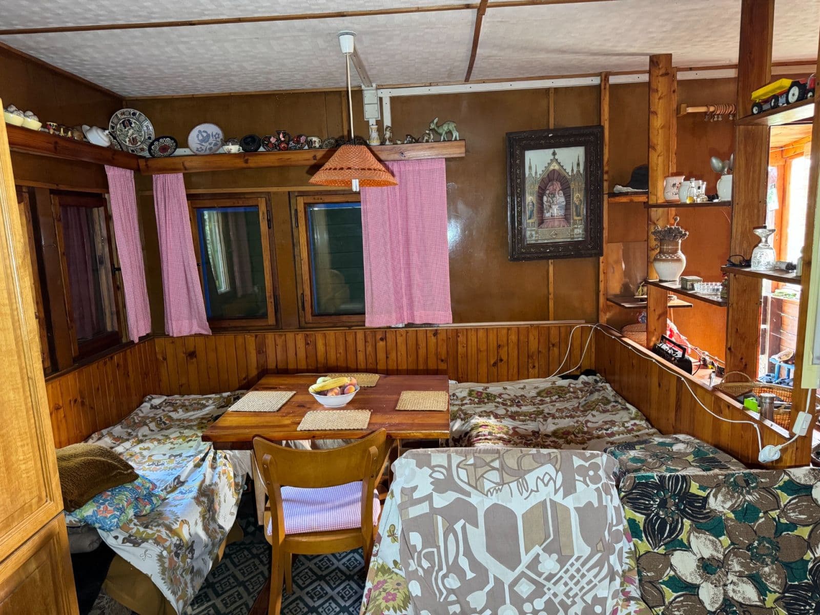 Prodej chaty, chalupy 33 m², pozemek 953 m², Račice, Středočeský kraj Prodej chaty, chalupy 33 m², pozemek 953 m², Račice, Středočeský kraj