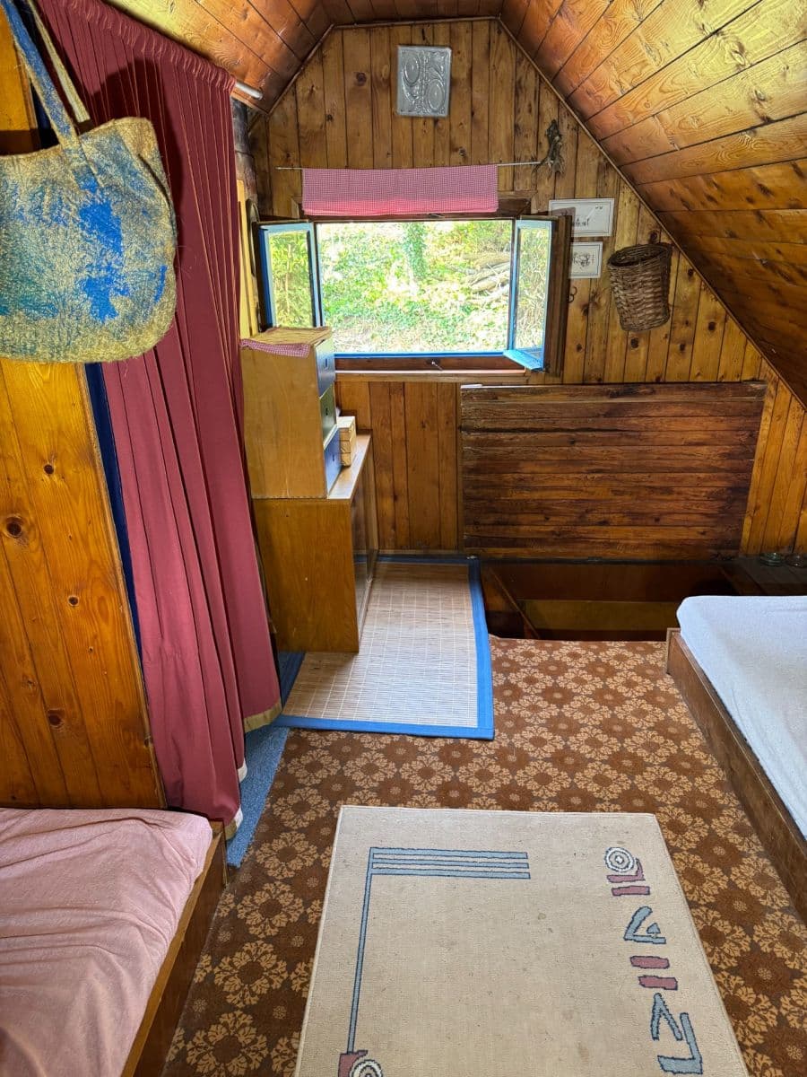 Prodej chaty, chalupy 33 m², pozemek 953 m², Račice, Středočeský kraj Prodej chaty, chalupy 33 m², pozemek 953 m², Račice, Středočeský kraj