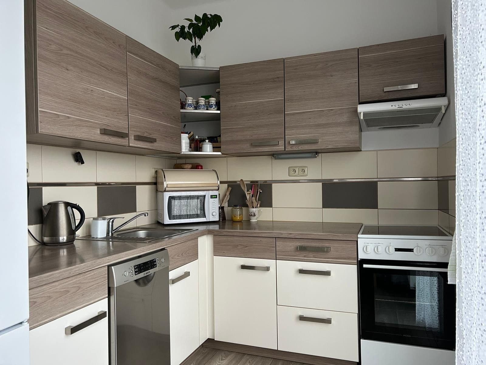 Prodej bytu 3+1 71 m², Kasejovice, Plzeňský kraj Prodej bytu 3+1 71 m², Kasejovice, Plzeňský kraj