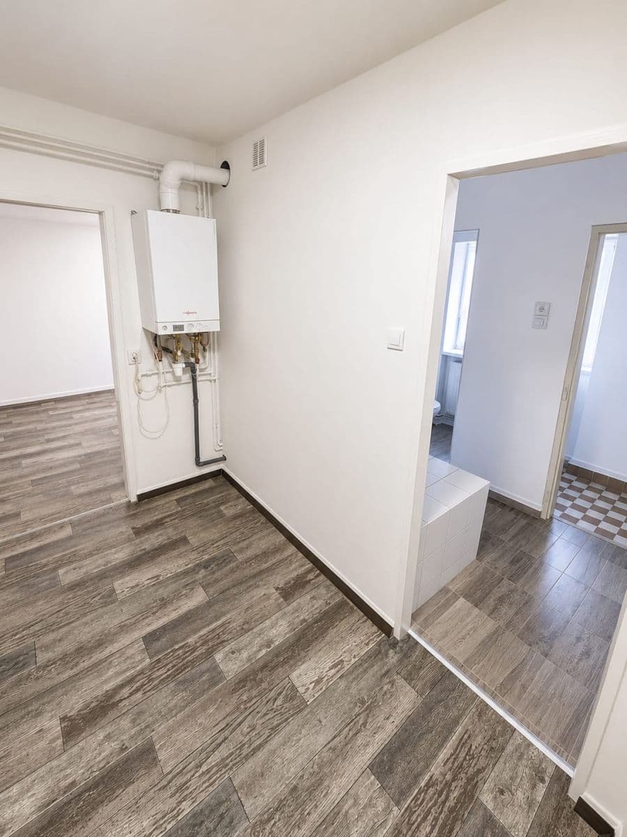 Pronájem bytu 1+1 38 m², Gerasimovova, Ostrava, Moravskoslezský kraj Pronájem bytu 1+1 38 m², Gerasimovova, Ostrava, Moravskoslezský kraj