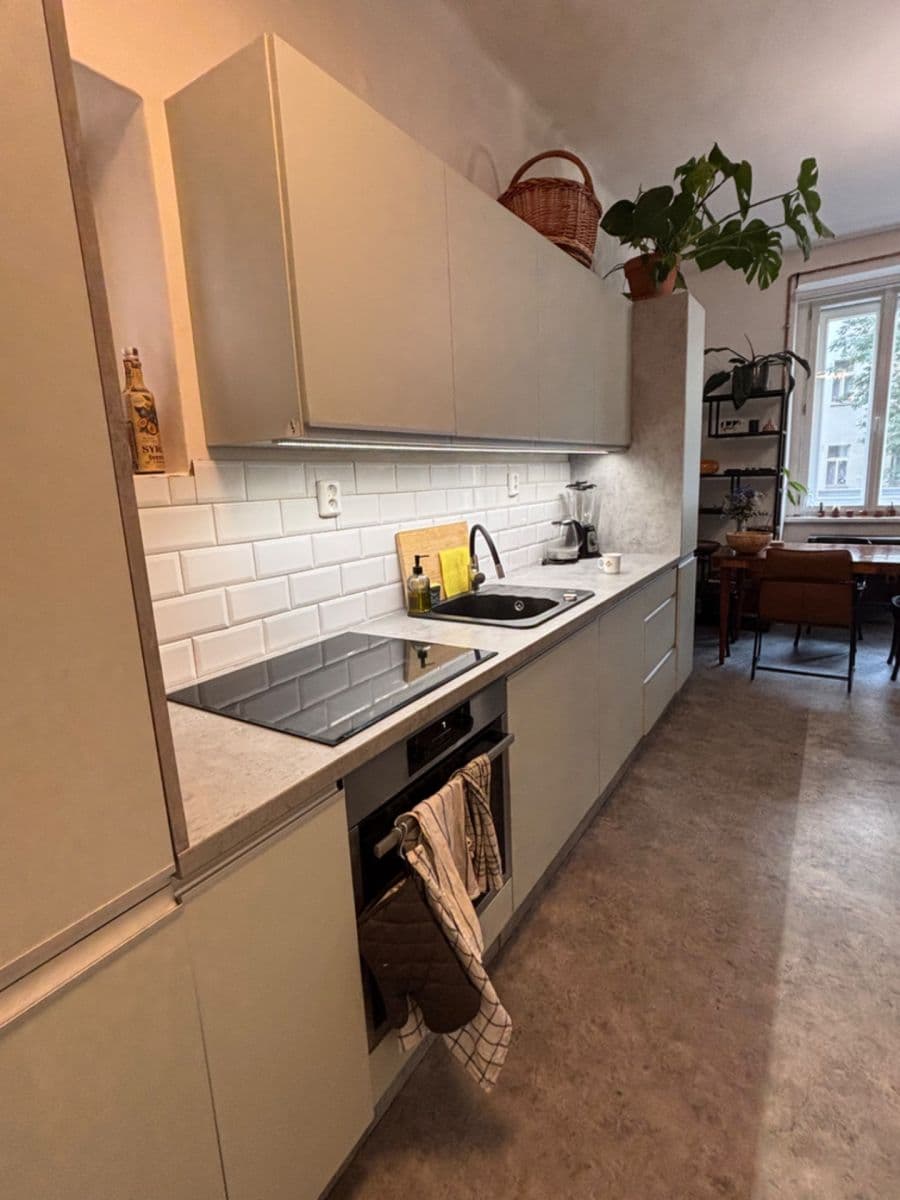 Prodej bytu 2+kk 44 m², Sportovní, Praha, Praha Prodej bytu 2+kk 44 m², Sportovní, Praha, Praha